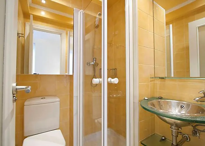 The Collection - Leonardo Apartman *