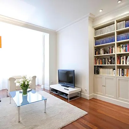 Apartment The Collection - Leonardo *